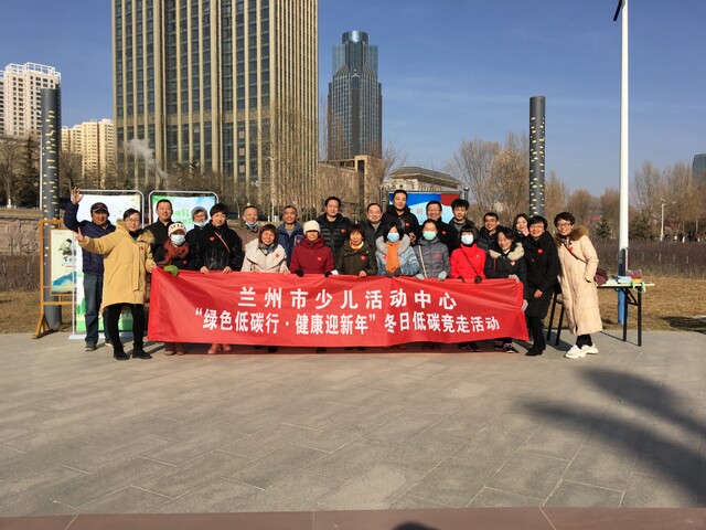 合影.jpg